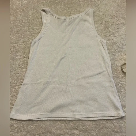 Old Navy Perfect Fit Tank Top - Picture 5 of 5
